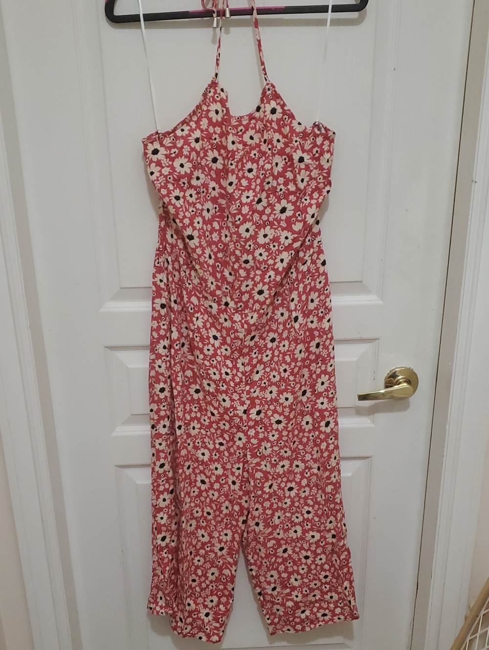 NEW LOOK Red/pink Floral Halter Tie Capri Romper US10